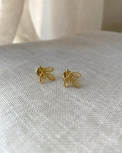 Load image into Gallery viewer, Boucles d’Oreilles Feuilles vintage
