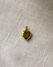 Charger l&#39;image dans la galerie, Pendentifs coeur locket vintage
