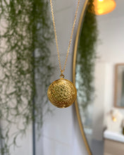 Load image into Gallery viewer, Collier Rond locket
