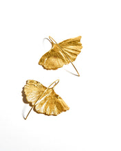 Load image into Gallery viewer, Ginkgo stem earrings

